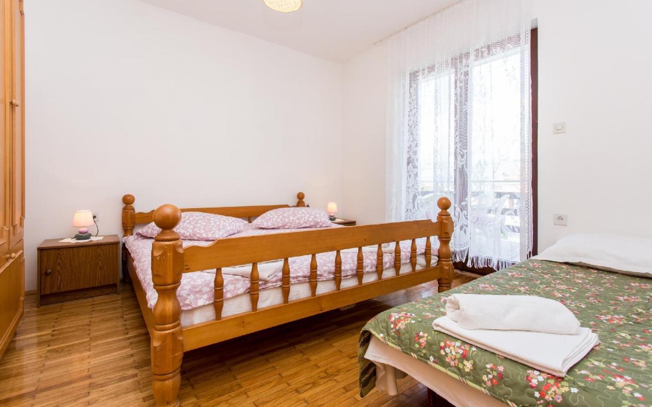Apartman Broznic Šilo Екстериор снимка