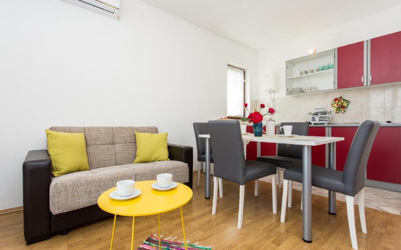 Apartman Broznic Šilo Екстериор снимка